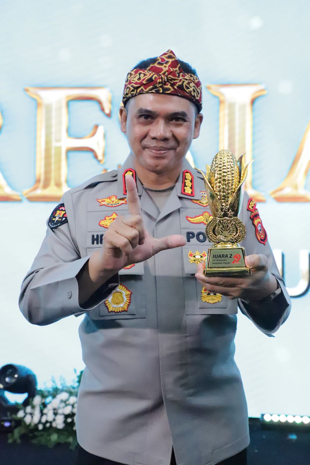 Kabid Humas Polda Jabar Raih juar II dalam Lomba Manajemen Media Online