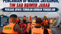Hari Ke - 3 Pencarian di Waduk Jatiluhur, Tim SAR Brimob Jabar Perluas Upaya Temukan Korban Tenggelam Hari Ke - 3 Pencarian di Waduk Jatiluhur, Tim SAR Brimob Jabar Perluas Upaya Temukan Korban Tenggelam