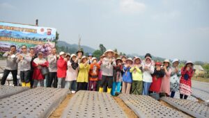 Brimob Jabar Tanam Bawang Putih, Dukung Swasembada Pangan Nasional