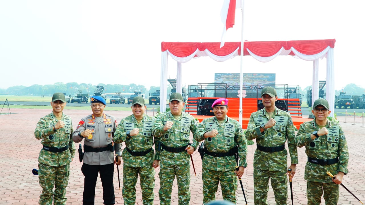 Dansat Brimob Jabar Hadiri Pengangkatan Warga Kehormatan Korpasgat Dansat Brimob Jabar Hadiri Pengangkatan Warga Kehormatan Korpasgat